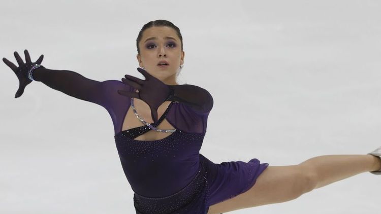 Слуцкая поздравила Валиеву с возвращением в профессиональный спорт