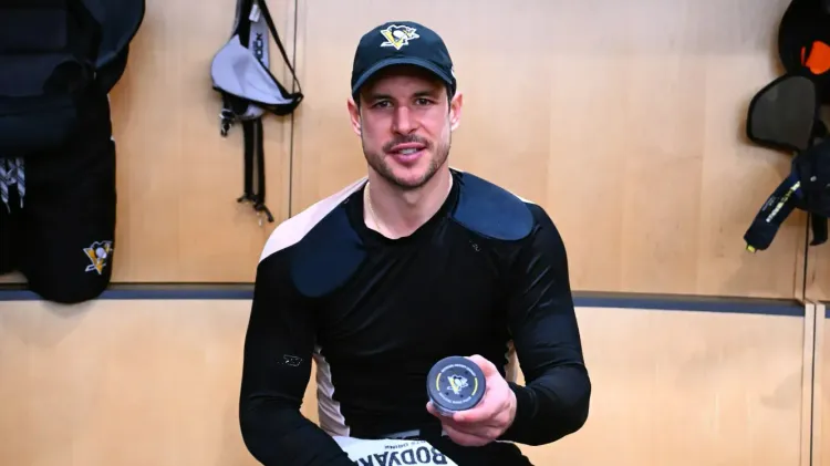 Кросби повторил достижение в плей-офф, покорявшееся Овечкину