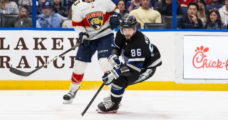 Никита Кучеров, набравший 3 очка, признан первой звездой игрового дня в НХЛ