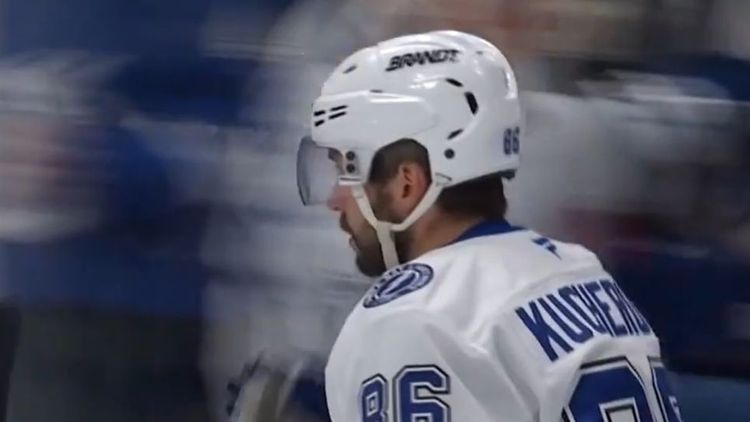 Буллит Кучерова принес «Тампе» победу в матче НХЛ с «Питтсбургом». У Малкина гол