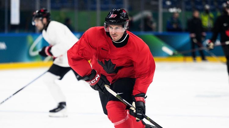 Сборная Канады переехал из Олимпийской деревни в пятизвездочный отель