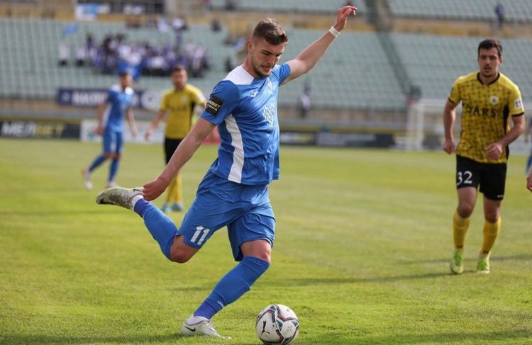 Агент Мулахусейновича заявил об интересе к нему со стороны клубов РПЛ