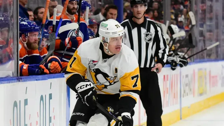 Евгений Малкин повторил рекорд Федорова по количеству матчей в плей-офф НХЛ среди россиян