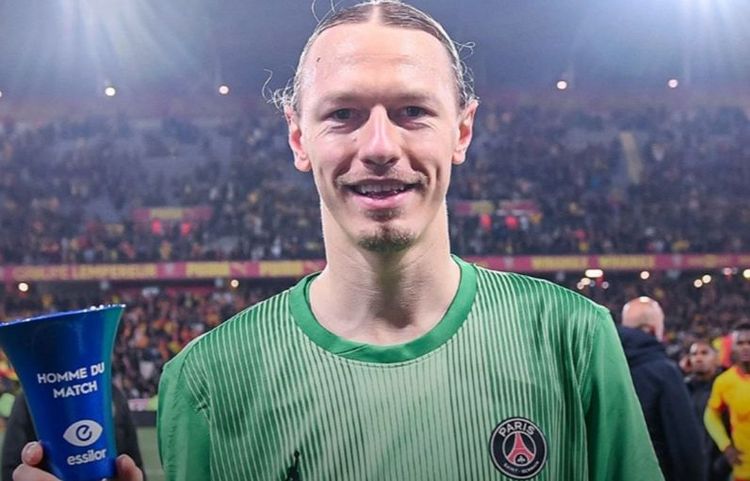 Сафонов похвалил себя после чемпионства «ПСЖ»