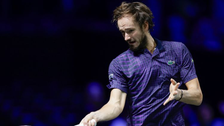 Россиянин Даниил Медведев поднялся на 7-е место в рейтинге ATP