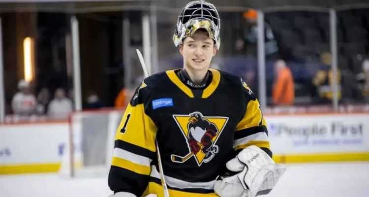 «Питтсбург» вызвал из АХЛ российского вратаря Мурашова вместо травмированного Джарри