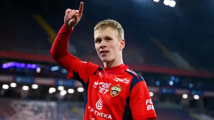 Полузащитник ЦСКА Кисляк стал лучшим на своей позиции в мире по версии CIES