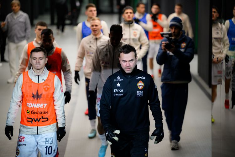 Шаронов считает, что ЦСКА будет бороться за чемпионство, если зимой усилит состав