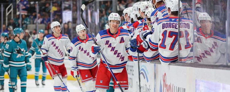 Панарин набрал три очка и стал первой звездой матча с «Детройтом»