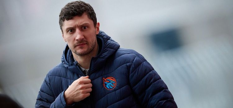 Форвард «Шанхая» Акользин – о «СКА Арене»: Подсказывал одноклубникам, где ресторан и отель
