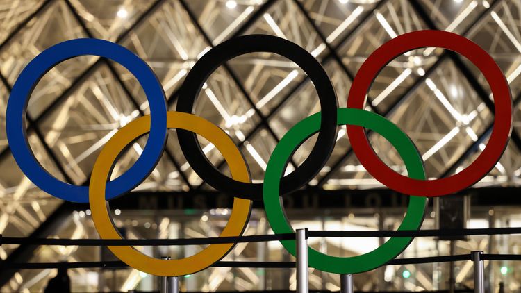 Терюшков связал решение МОК о запрете трансгендеров* в женских турнирах с указом Трампа