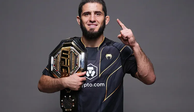 Менеджер Махачева сообщил, что россиянину назначили следующего соперника в UFC