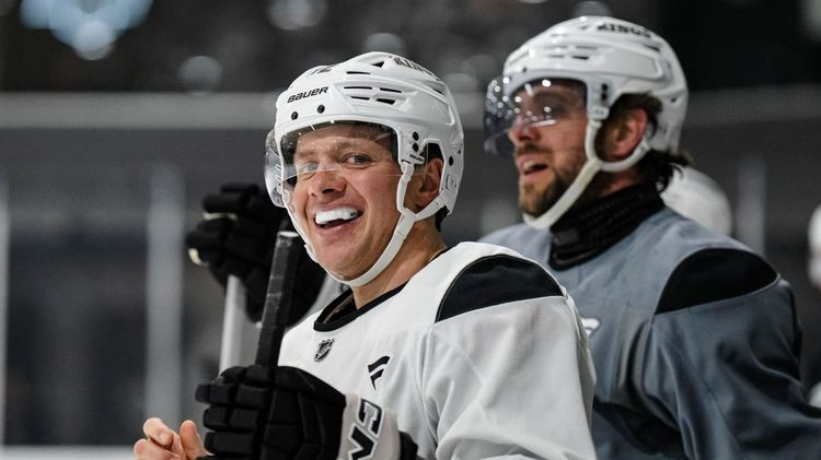 Панарин забросил первую шайбу за «Лос-Анджелес», «Кингз» победили «Айлендерс» Сорокина