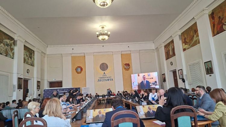 «Обеспечить доступность занятий для всех людей с ограничениями по здоровью». В Петербурге стартовал семинар по адаптивному спорту