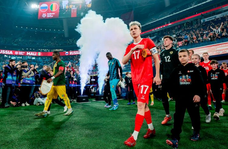 Петржела предложил расформировать сборную