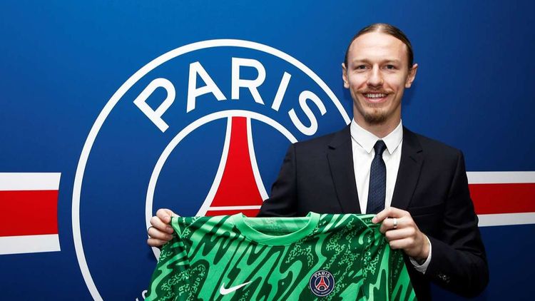 Сафонов, пропустивший меньше Нойера в матче «ПСЖ» — «Бавария», не попал в команду недели ЛЧ