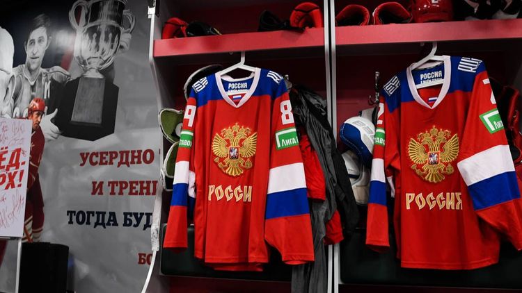 Медведев о возвращении сборной России по хоккею: Ждем дорожную карту без минных полей