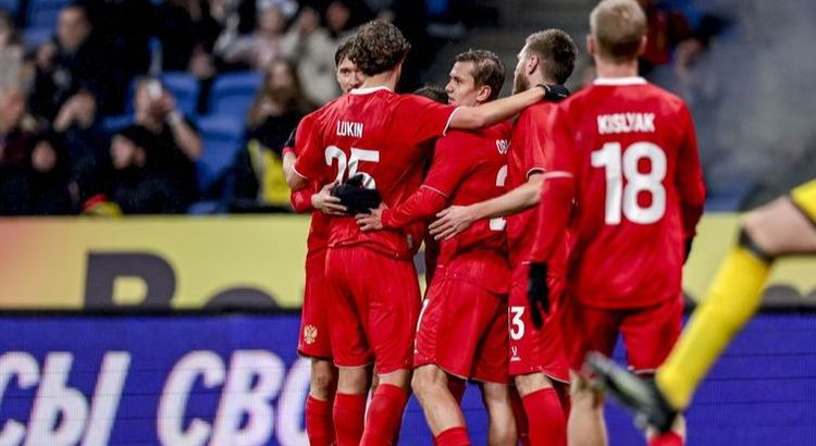 Гаджиев положительно оценил проведение товарищеских матчей сборной России против Мали и Никарагуа