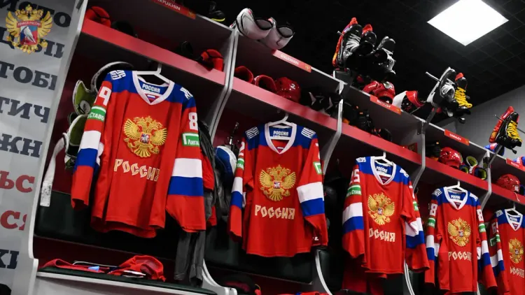 Россия сохраняет первое место в рейтинге ИИХФ, несмотря на отстранение