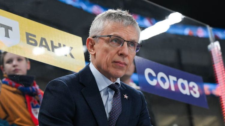 Ларионов заявил, что клубы КХЛ должны играть 1 января. Три аргумента, почему Профессор прав