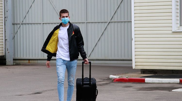 «Балтика» интересуется футболистом «Нефтехимика»