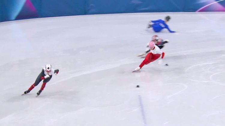 Российская шорт-трекистка Крылова не прошла в 1/4 гонки на 500 м на Олимпиаде-2026, допустив падение