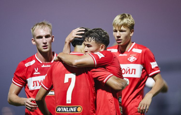 Экс-футболист «Спартака» ждёт от команды борьбы за медали