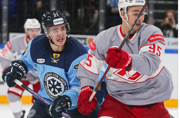 «Спартак» одержал волевую победу над «Сибирью» в КХЛ
