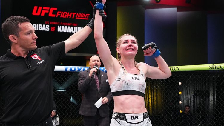 «17 швов наложили, все было в крови». Железнякова рассказала о подготовке к бою на турнире UFC в Канаде
