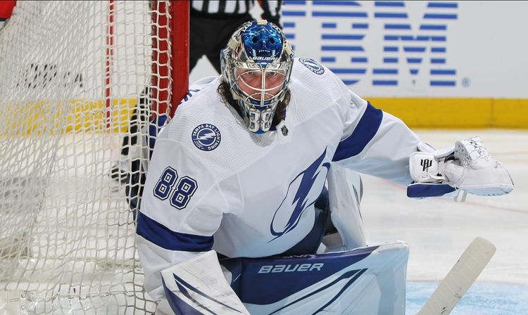 Василевский и Сорокин вошли в тройку претендентов на «Везина Трофи» в НХЛ