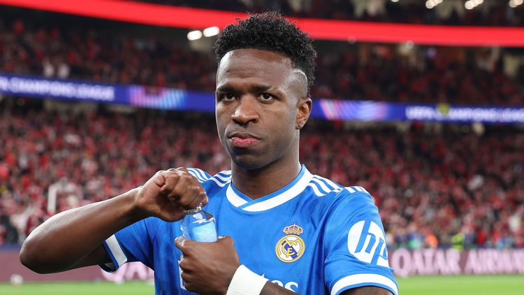 УЕФА расследует расистский инцидент с Винисиусом в матче ЛЧ «Бенфика» — «Реал»