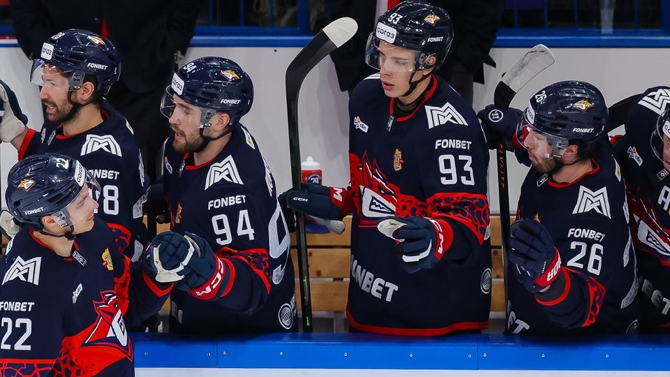 «Металлург» нанес «Адмиралу» восьмое поражение подряд в КХЛ