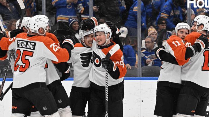 Буллит Мичкова принес «Филадельфии» победу над «Лос-Анджелесом», у Панарина гол и передача