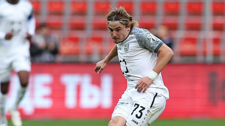 Экс-полузащитник «Балтики» Низовцев: «Локомотив» берет Петрова вместо Баринова