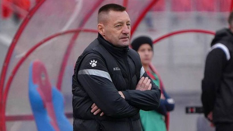 Тихонов покинул пост главного тренера «Енисея»